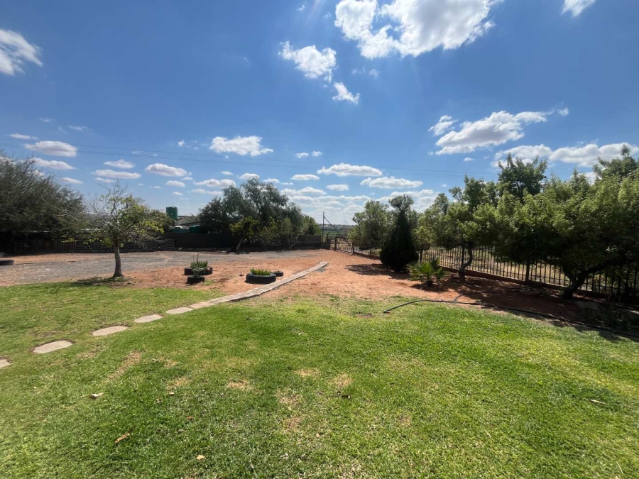 2 Bedroom Property for Sale in Olyfvenhoudtsdrift Northern Cape